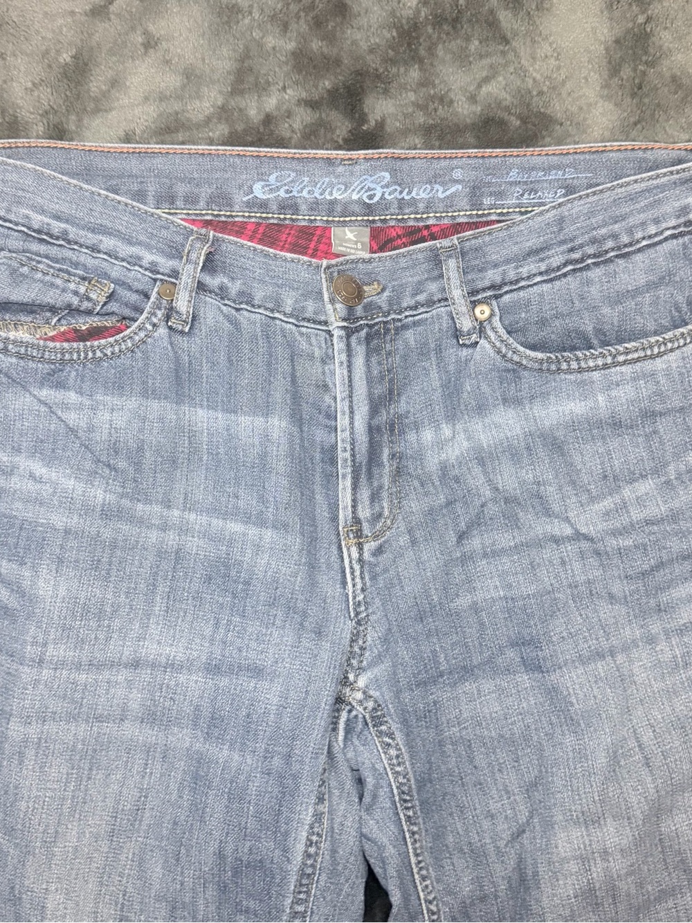 Eddie Bauer Women's Light Wash Straight Leg Jeans